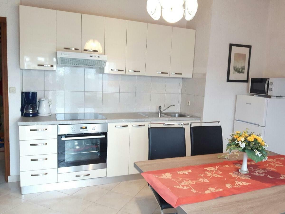 Apartments Angela Kampor ภายนอก รูปภาพ